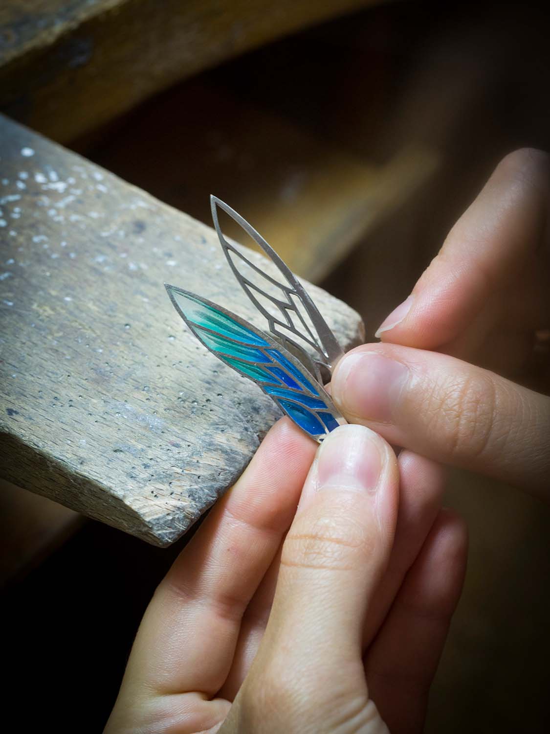 Wings of the fairy before and after enameling, Fée Ondine automaton. Extraordinary Object, Van Cleef & Arpels